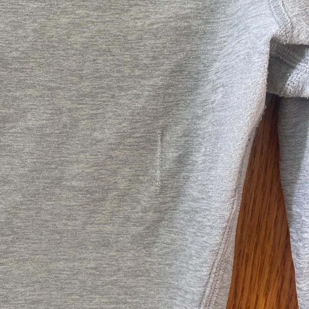 *flaw* Alo Yoga Leggings Size Small - Picture 4 of 10